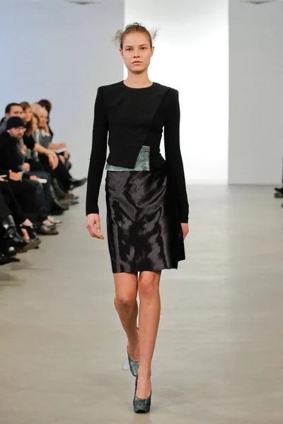 Look 19
